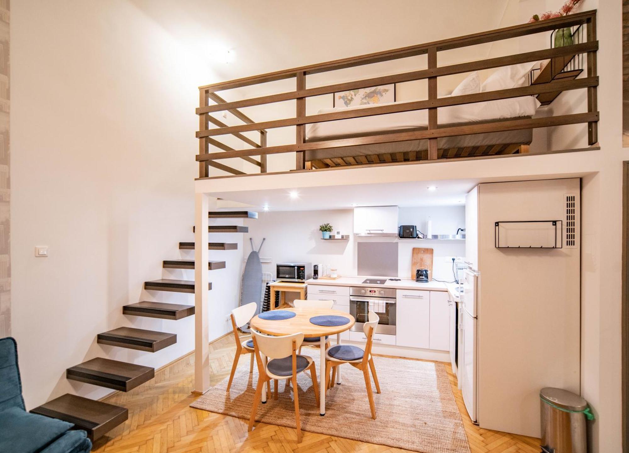 Free Parking Broadway - Ac, 2people, Fast Wifi, Smart Tv