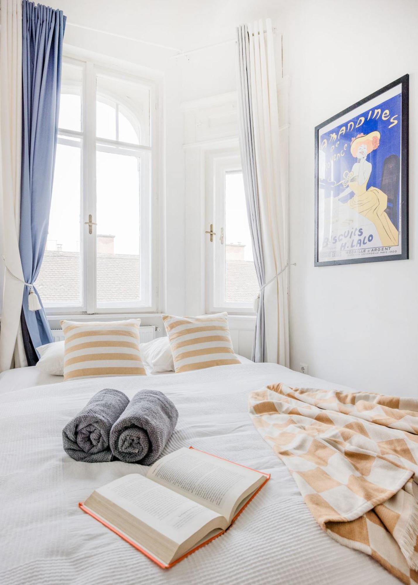Apartman Amazing View Designer W/sauna 3min To Opera Budapest