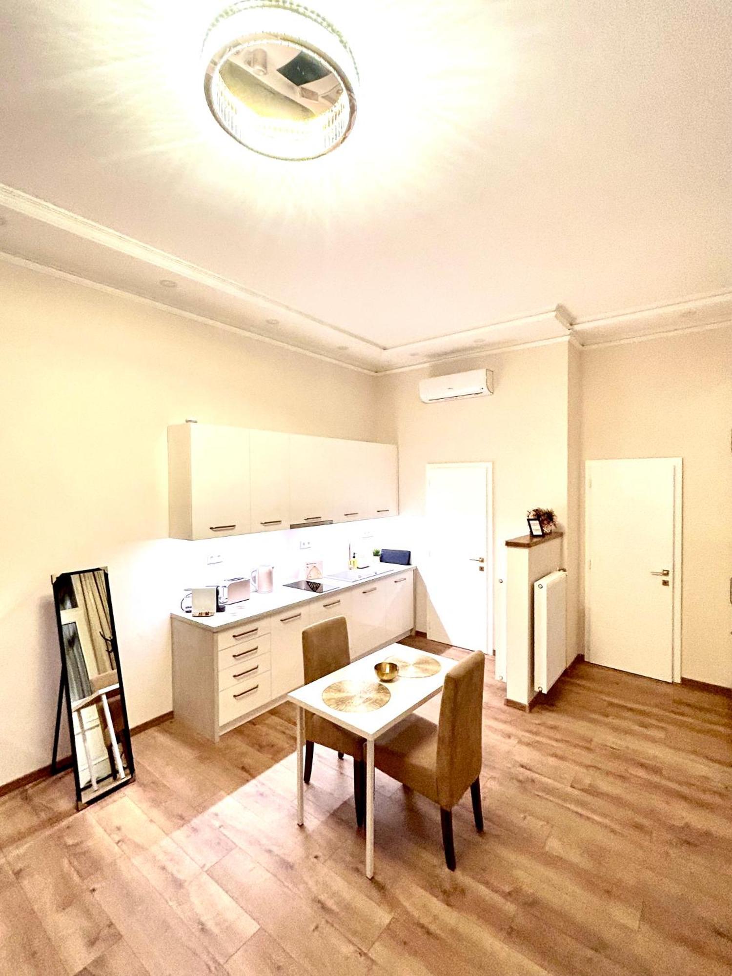 Gold Apartman *