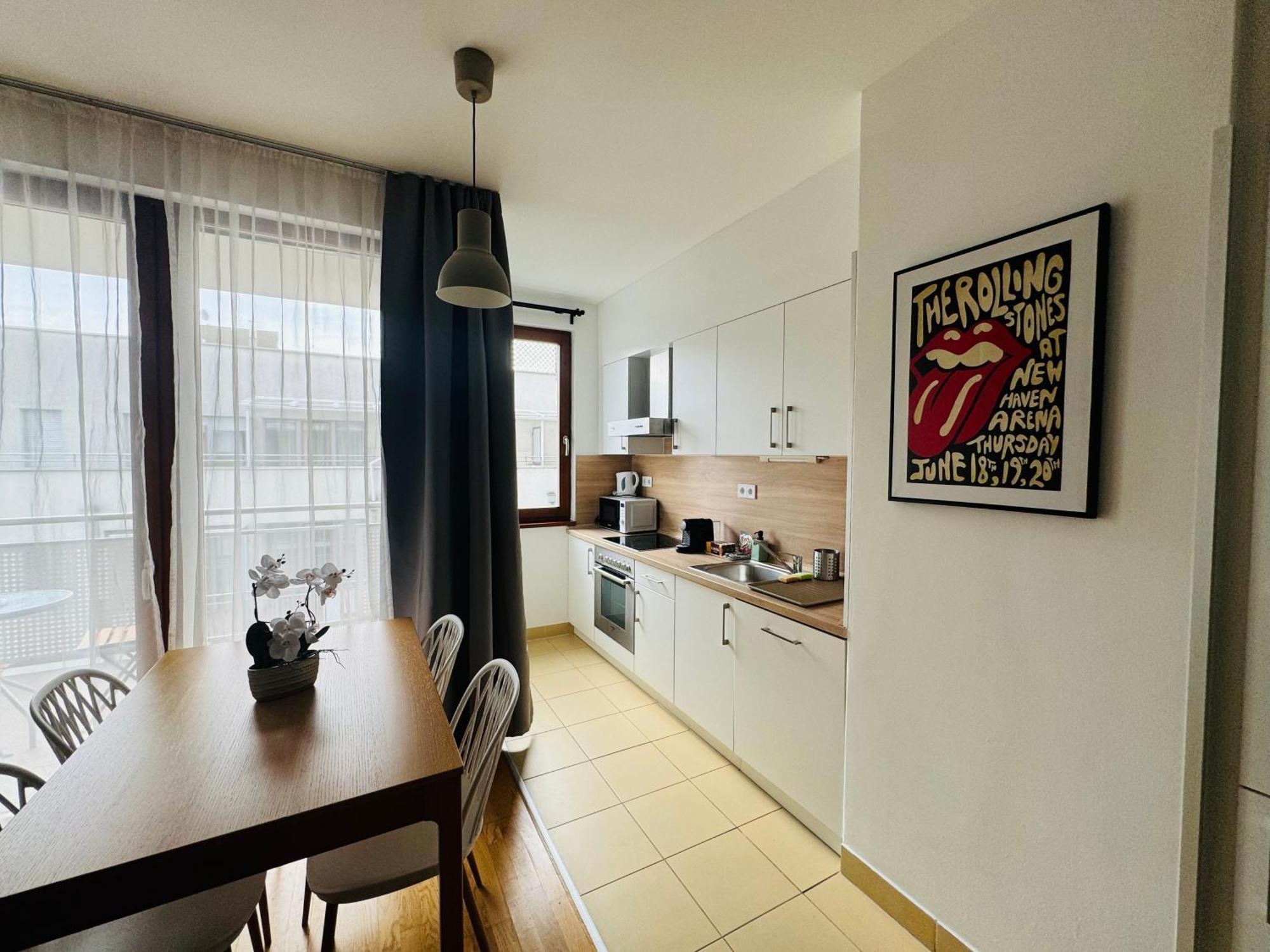 Bp-est Cp Apartment Budapest