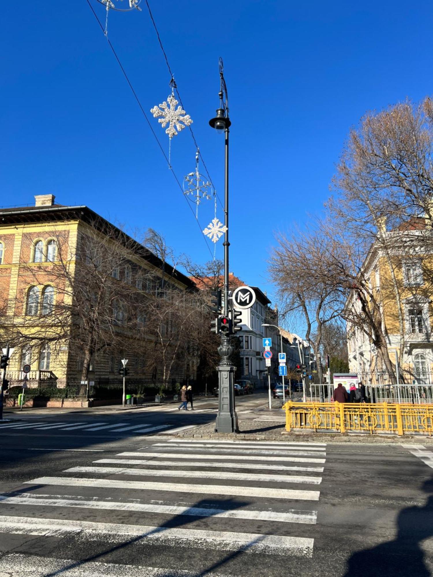 Chloe * Budapest