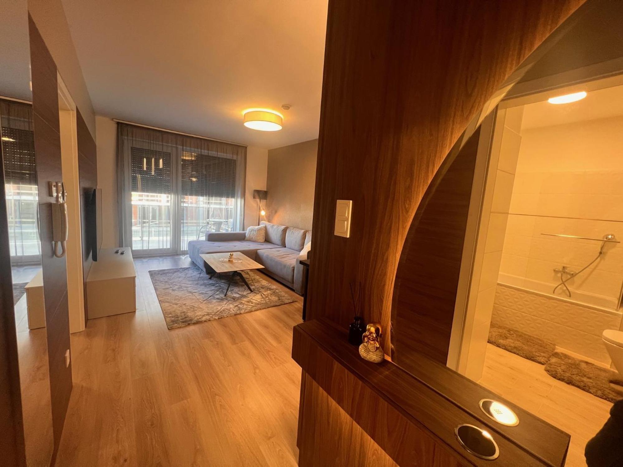 Karzo Property Lk 202