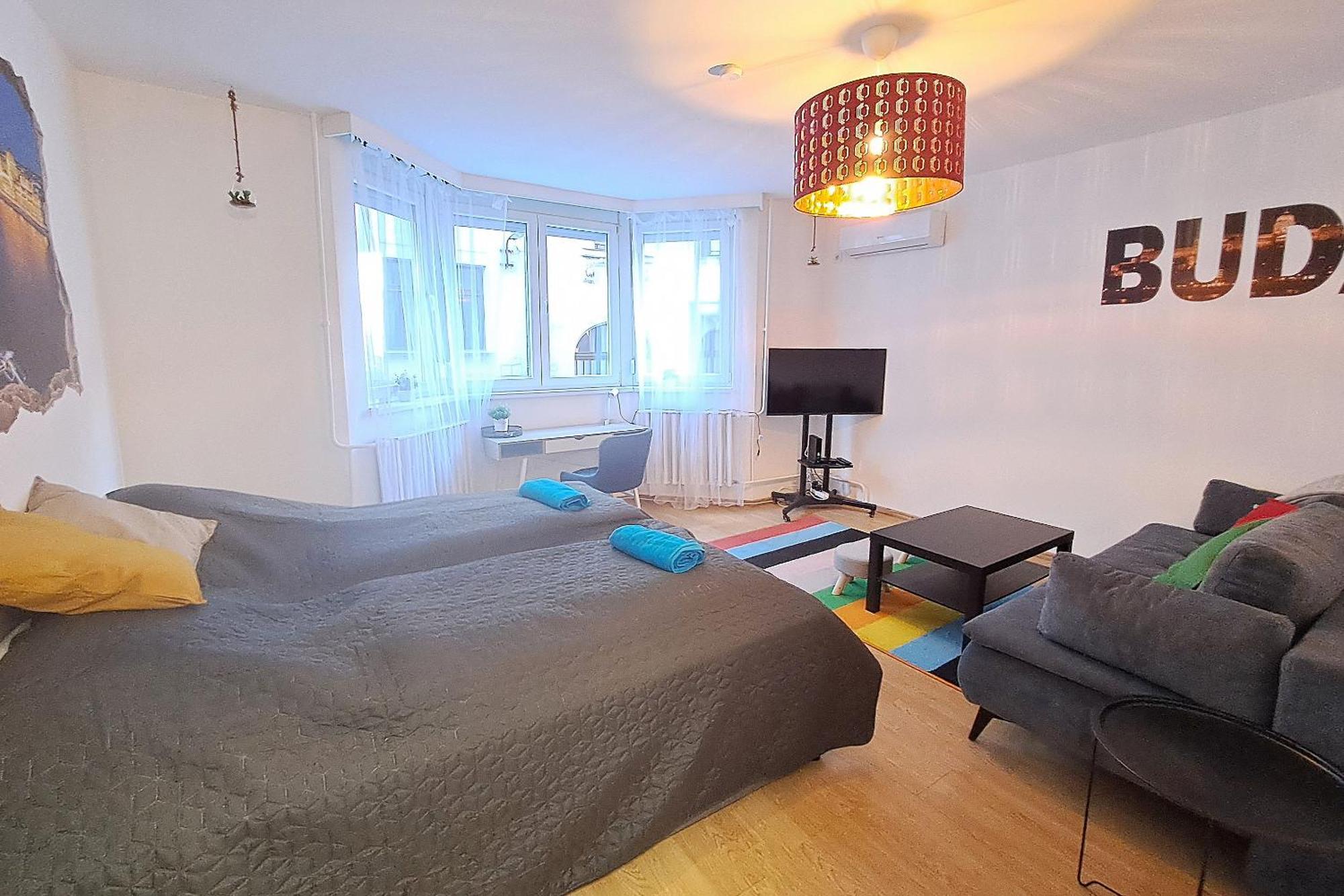 Walnut With Parking Apartment *