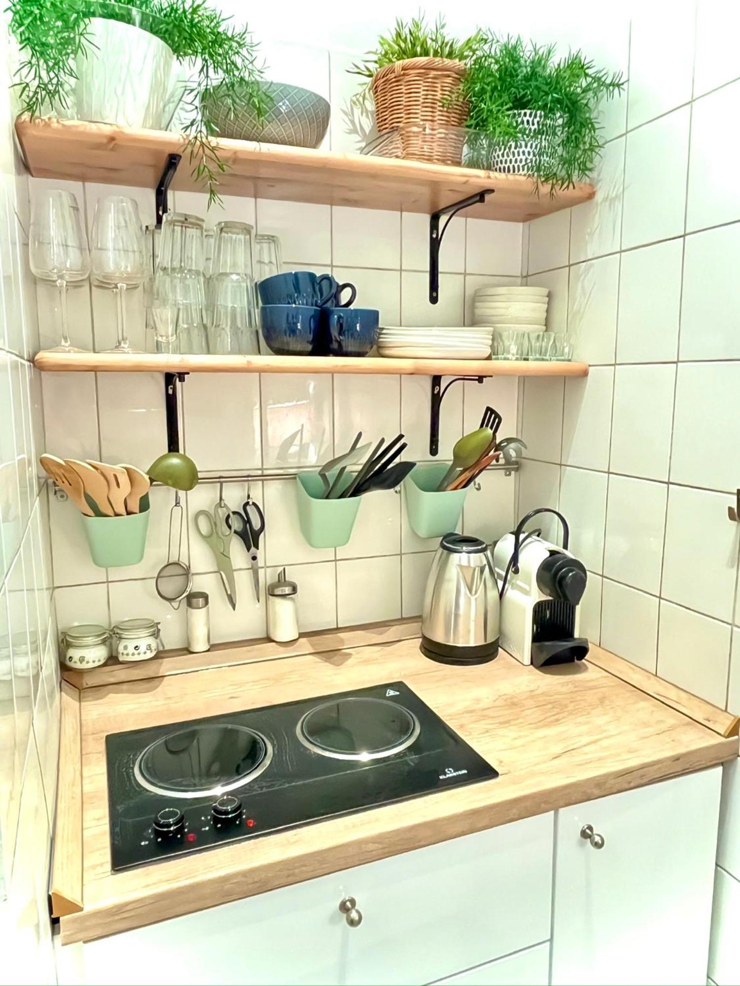 Boutique Studio Flat At City Center Apartment *