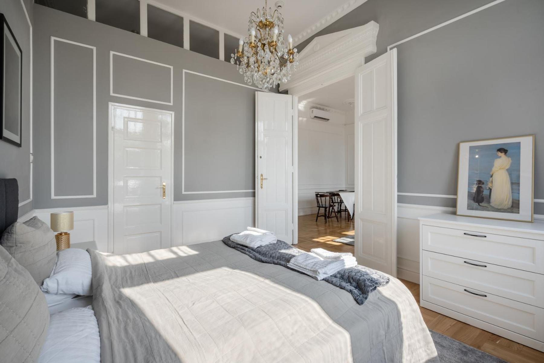 3 Bedroom Classical With A Modern Touch 2unit Apartamento *