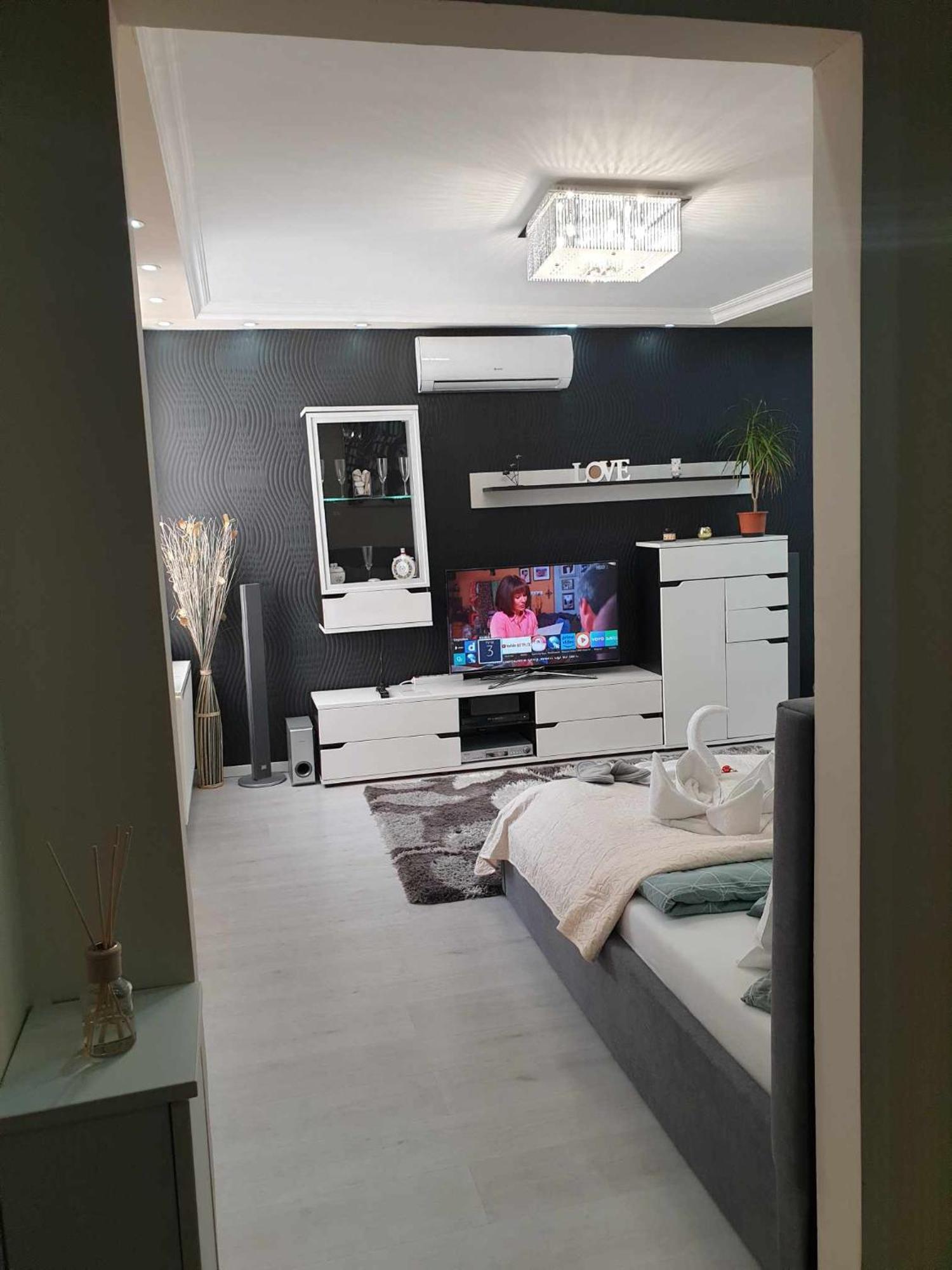 Apartment H29 Vivien Apartman *