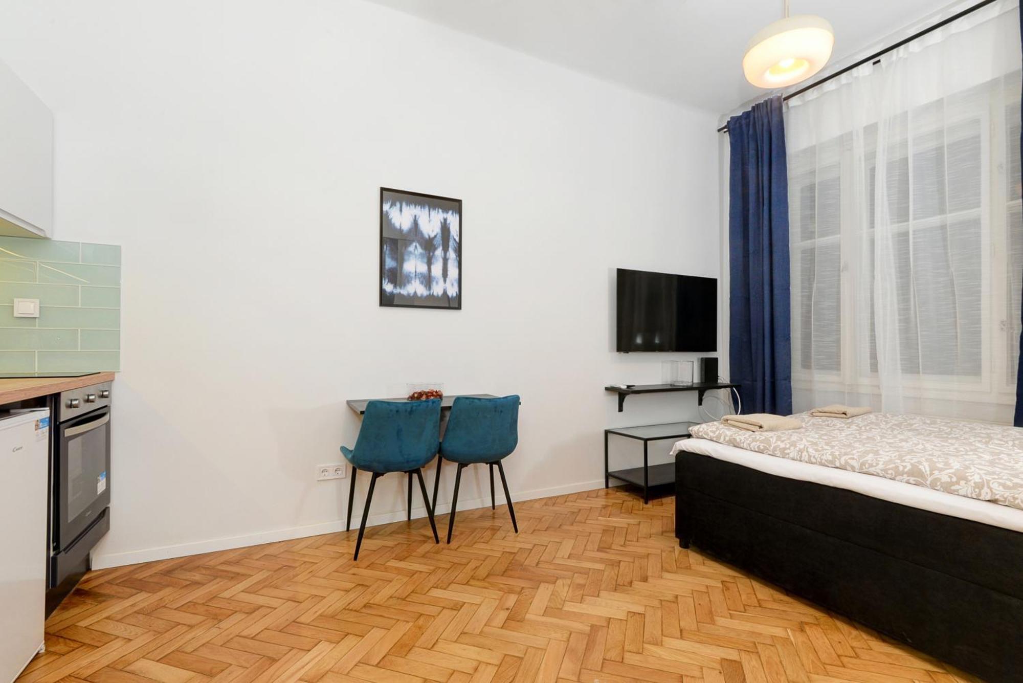 Apartment Boutique R611 *