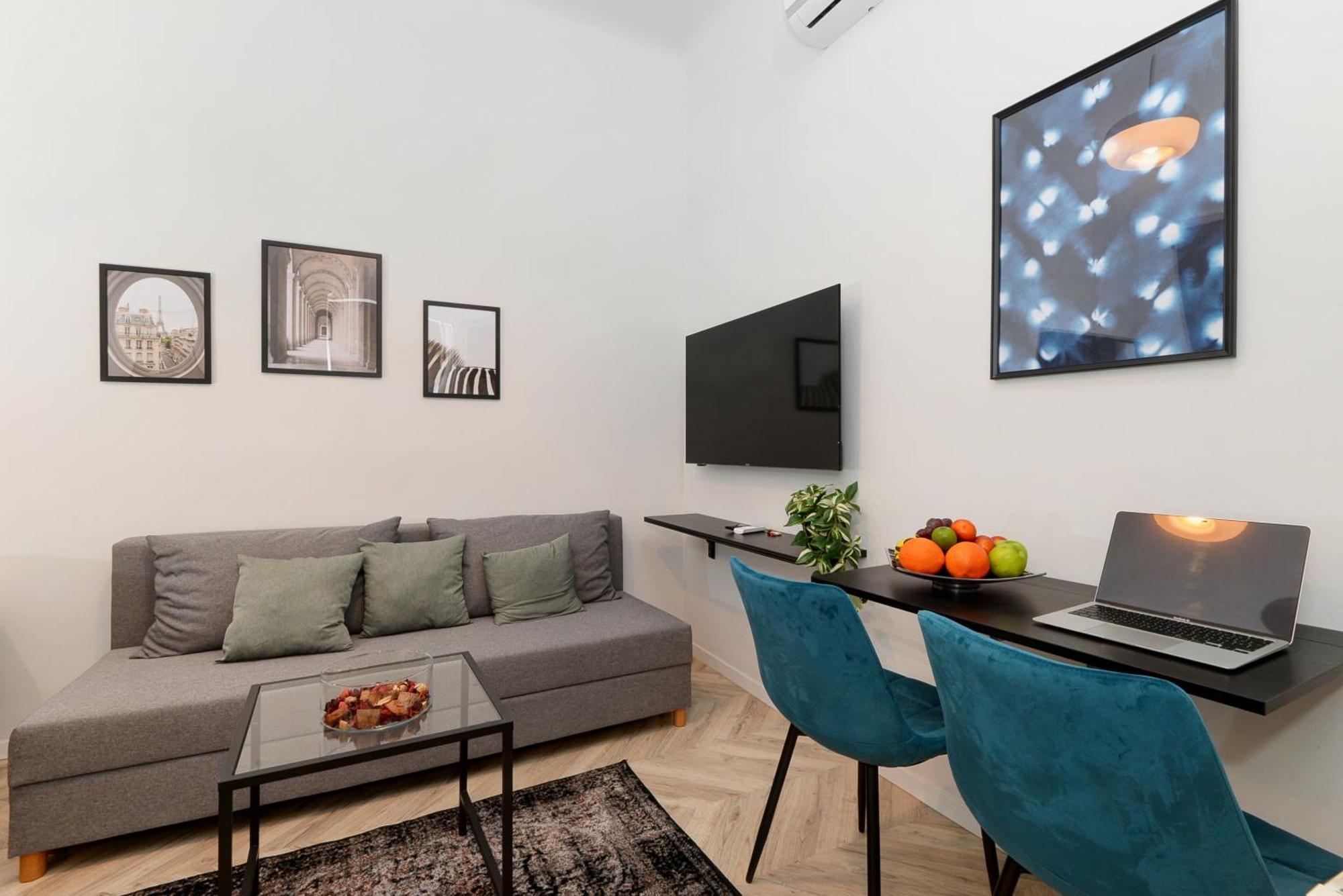 Apartment Boutique R611 *