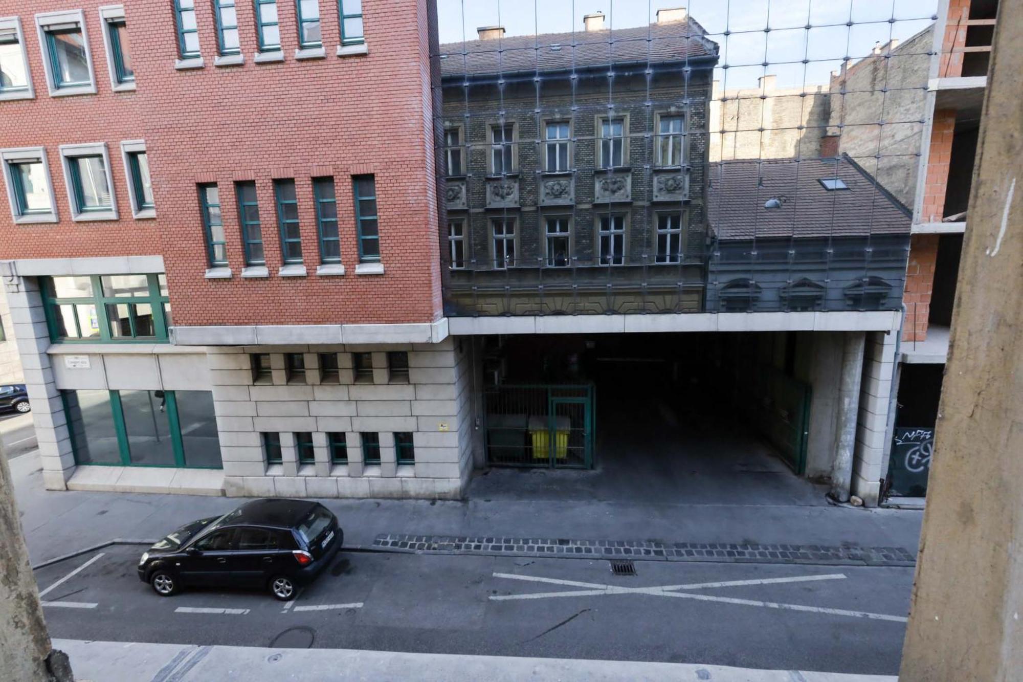Apartamento Pest-port 4 For 16 Person Budapest