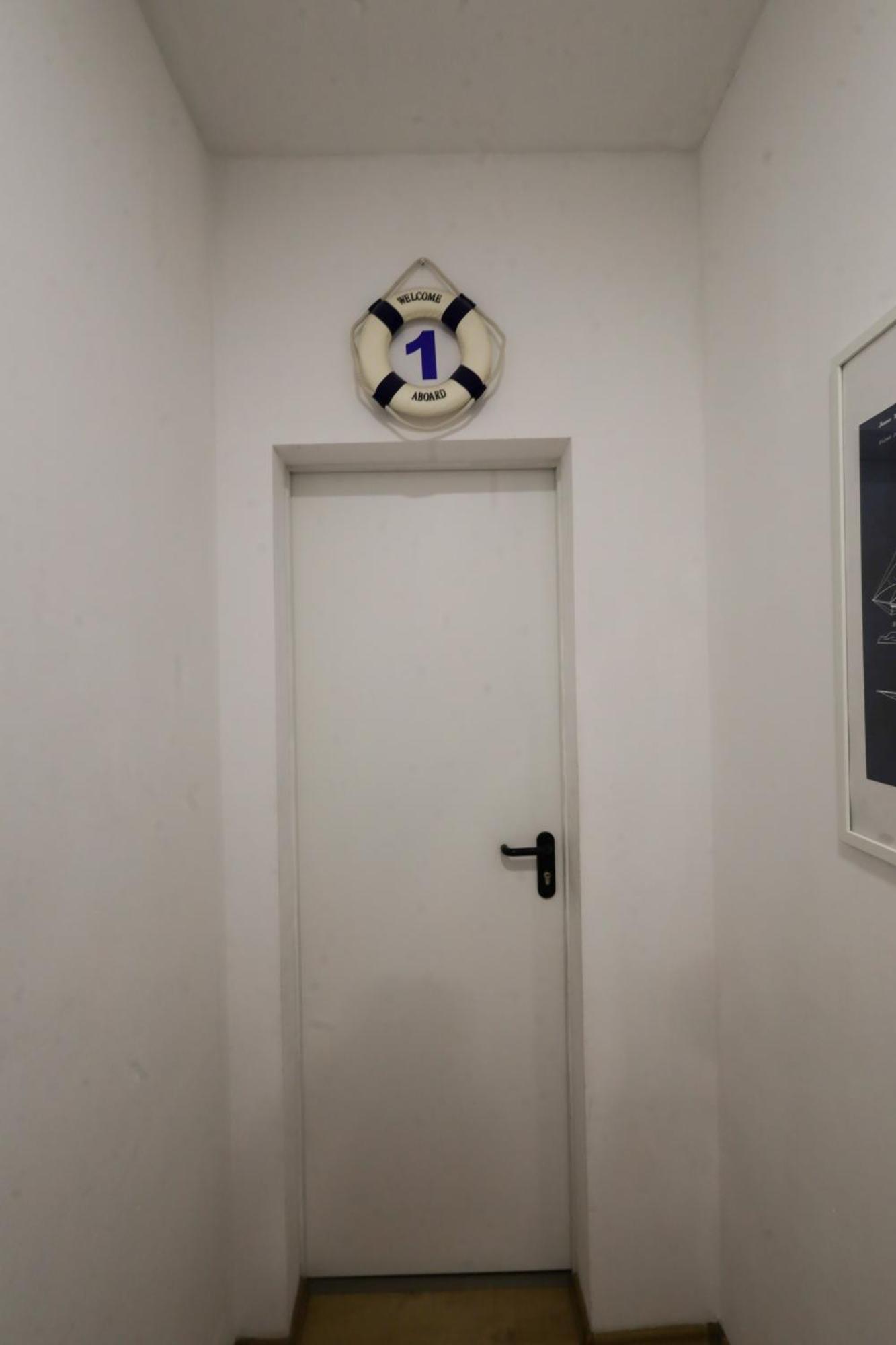 Apartamento Pest-port 4 For 16 Person
