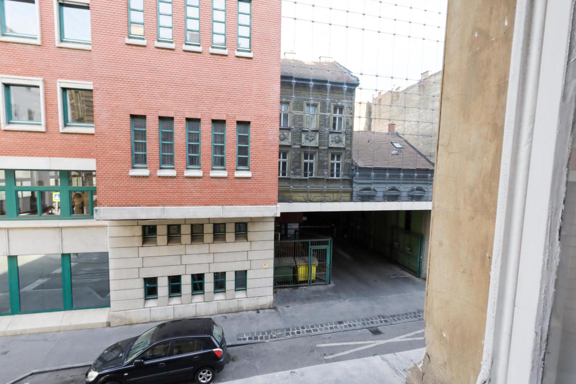 Pest-port 4 For 16 Person Apartamento