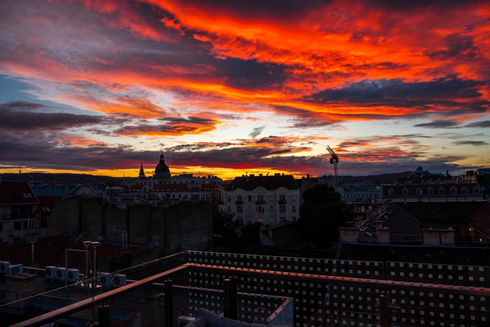 Elisabeth Downtown By Urbanrent Apartment Budapest