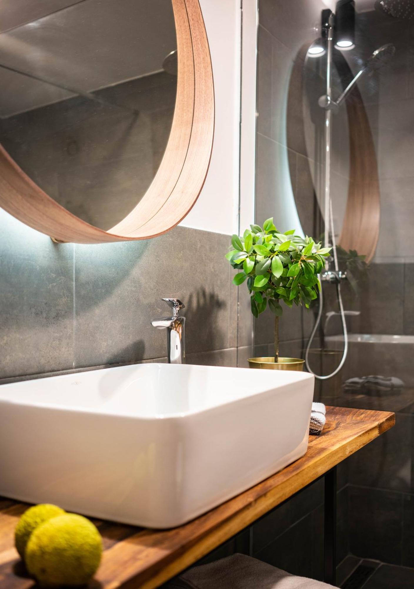 Free Parking -corvin Palace Residence-3bdrm,6ppl,wifi,ac Apartamento Budapest