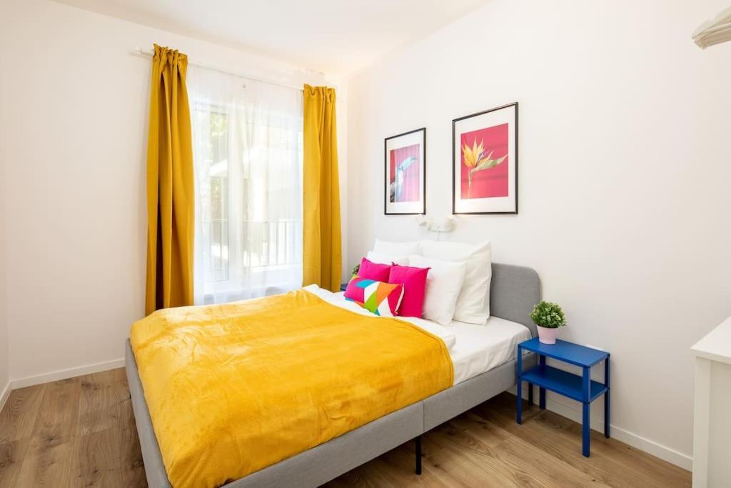 Apartamento Marone 209 ~ Ac/balcony/indoor Parking Budapest