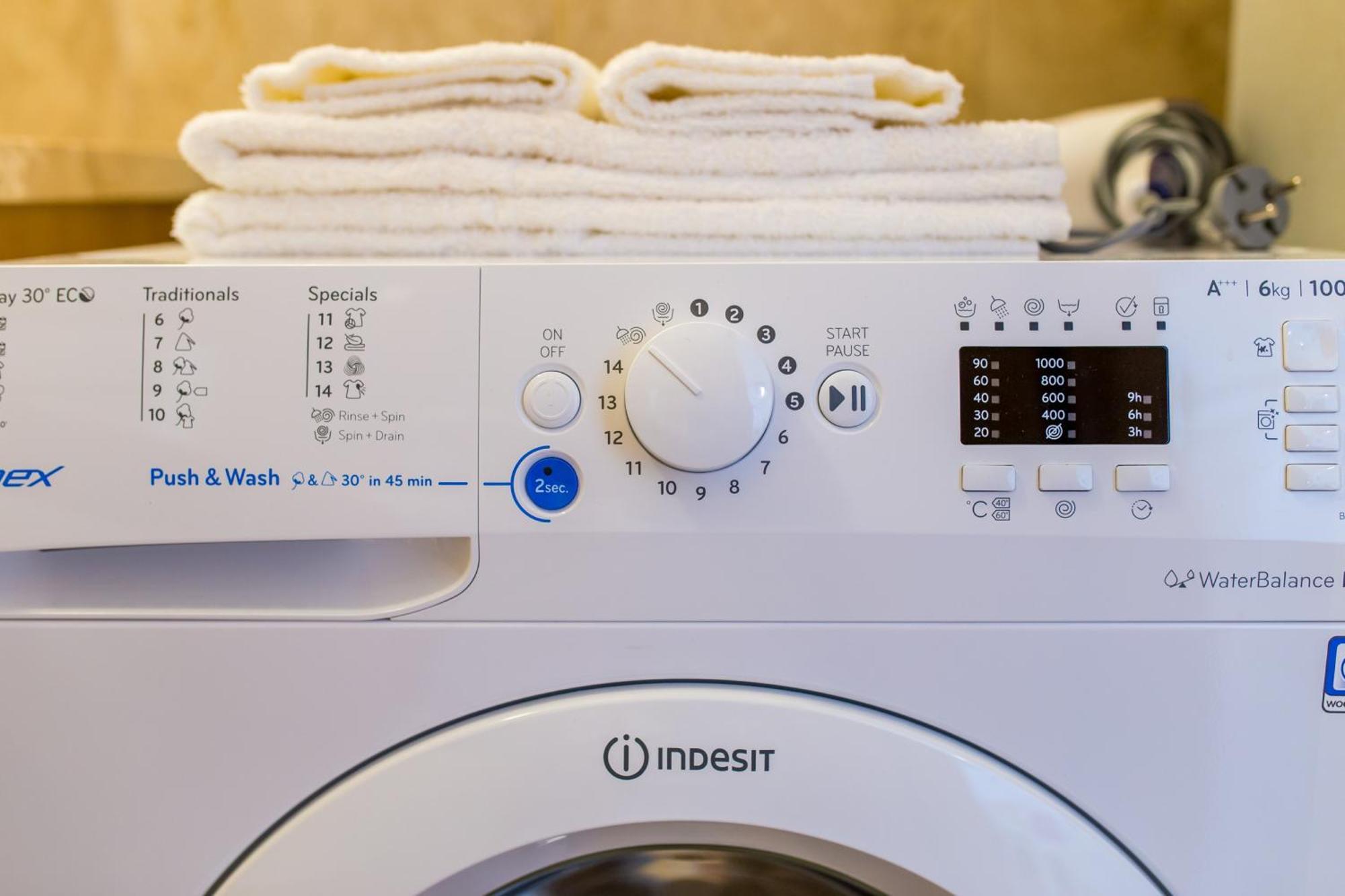 Apartamento Colours Deluxe With Free Parking Budapest