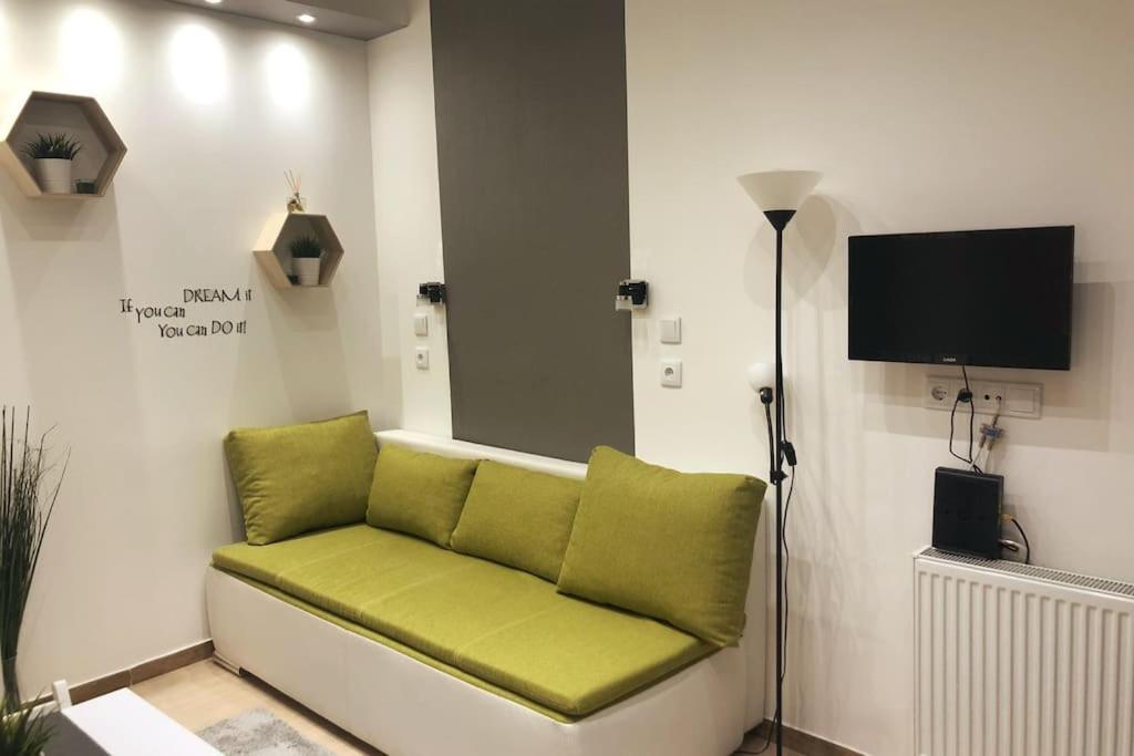Amelie By Nw Budapest