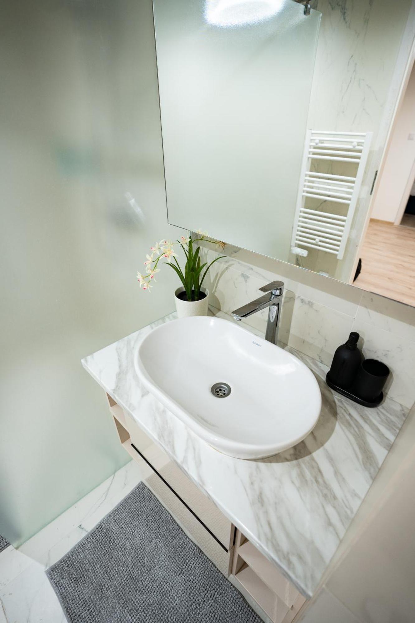 Downtown Apartment