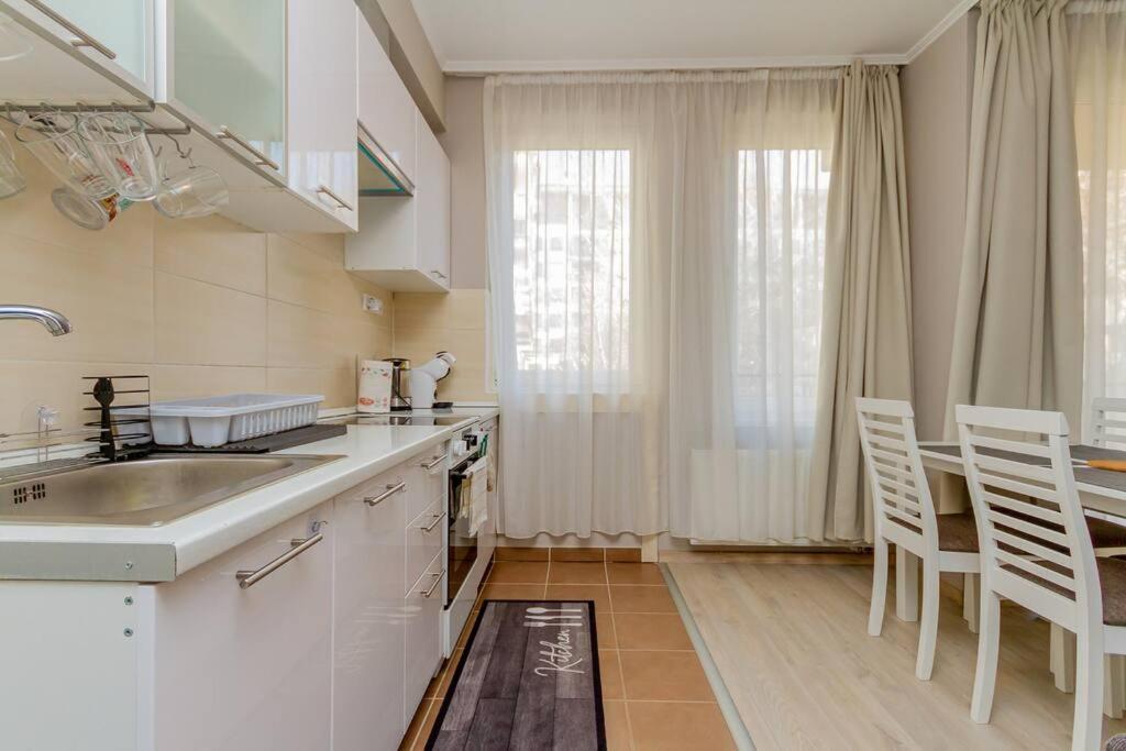 2br Corvin Terrace W Ac By Nw Apartman