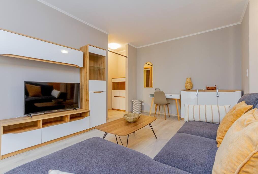 Appartement 2br Corvin Terrace W Ac By Nw