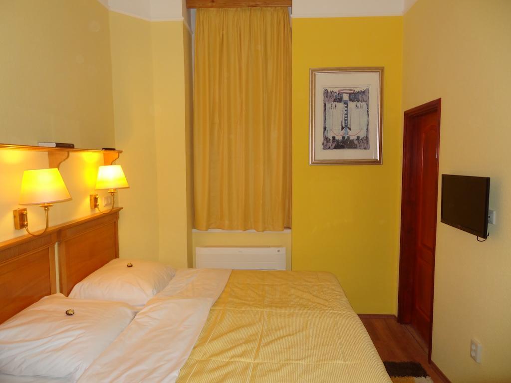 Parliament Apartman