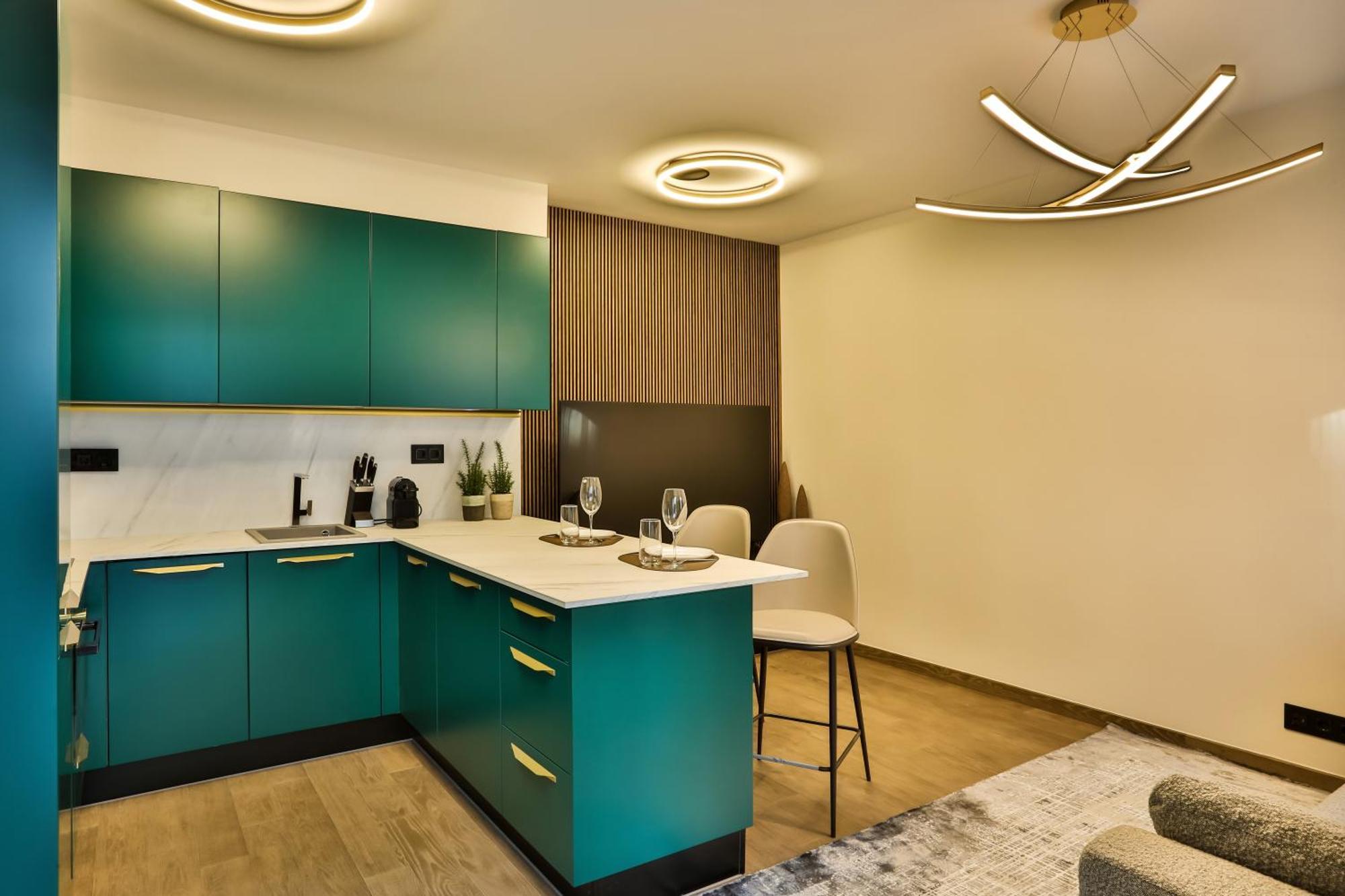 Sun Hill Luxury *