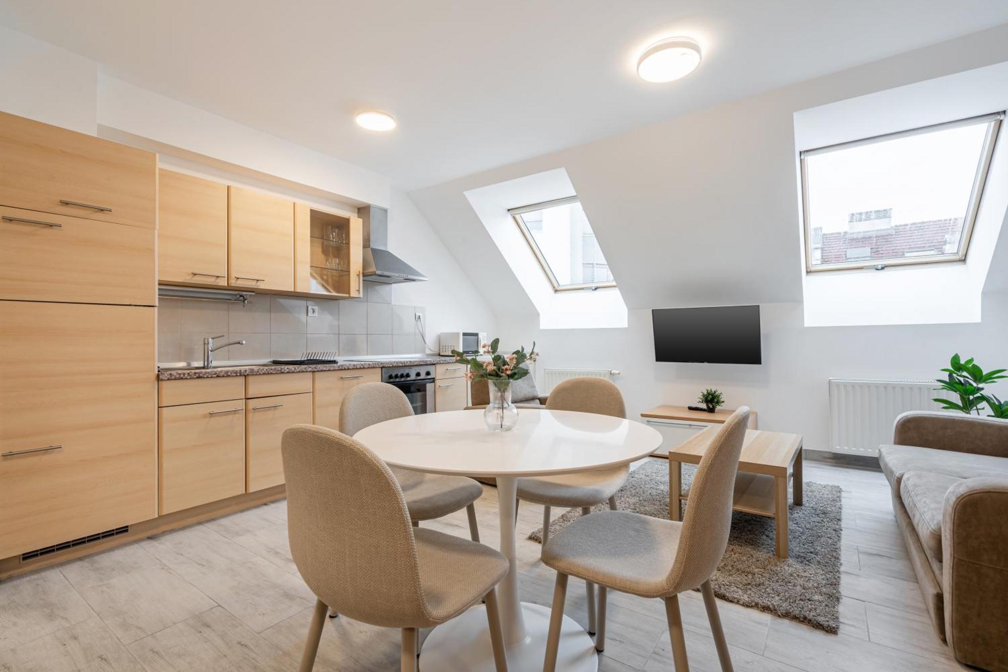 D16 - Gozsdu Garden - Location By Bqa Apartamento *