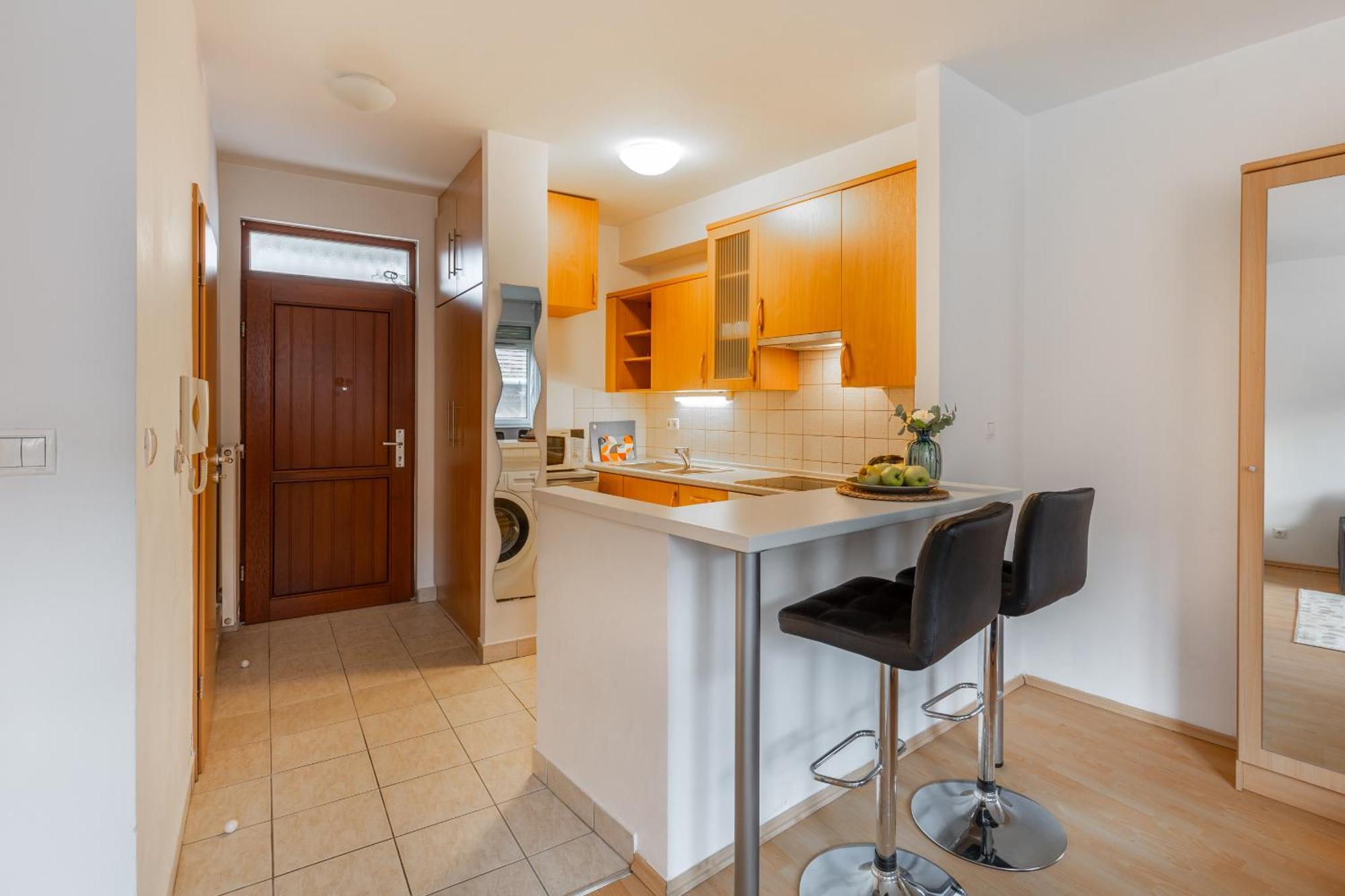 N34 Nap Apartmán *