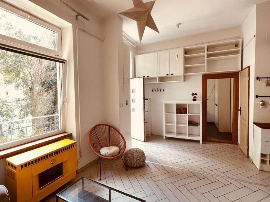 Chestnut - A Charming And Warm Feel Place Budapest