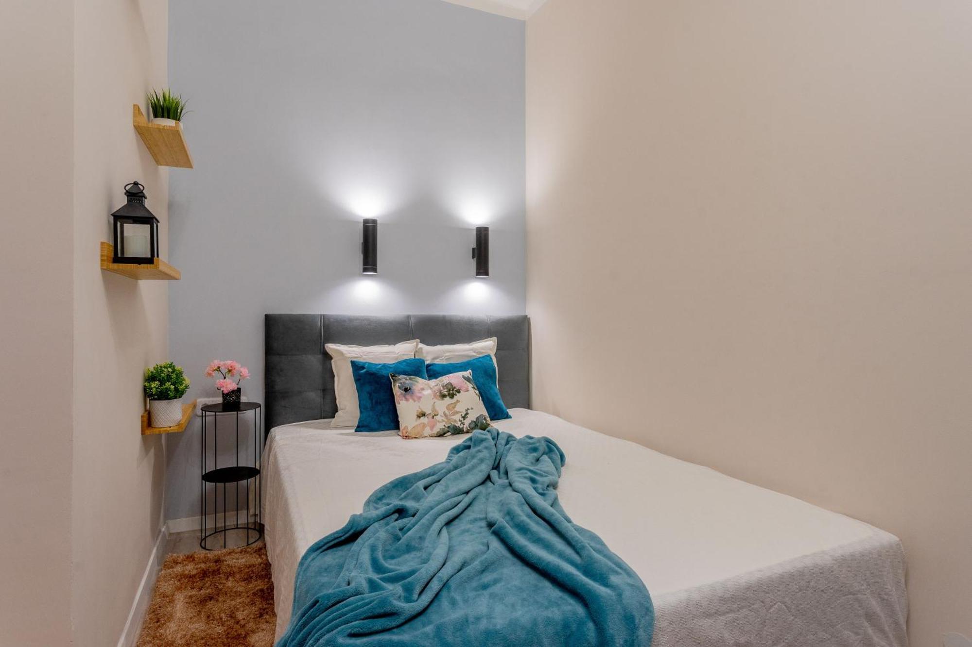 Blue Gem Studio Oasis