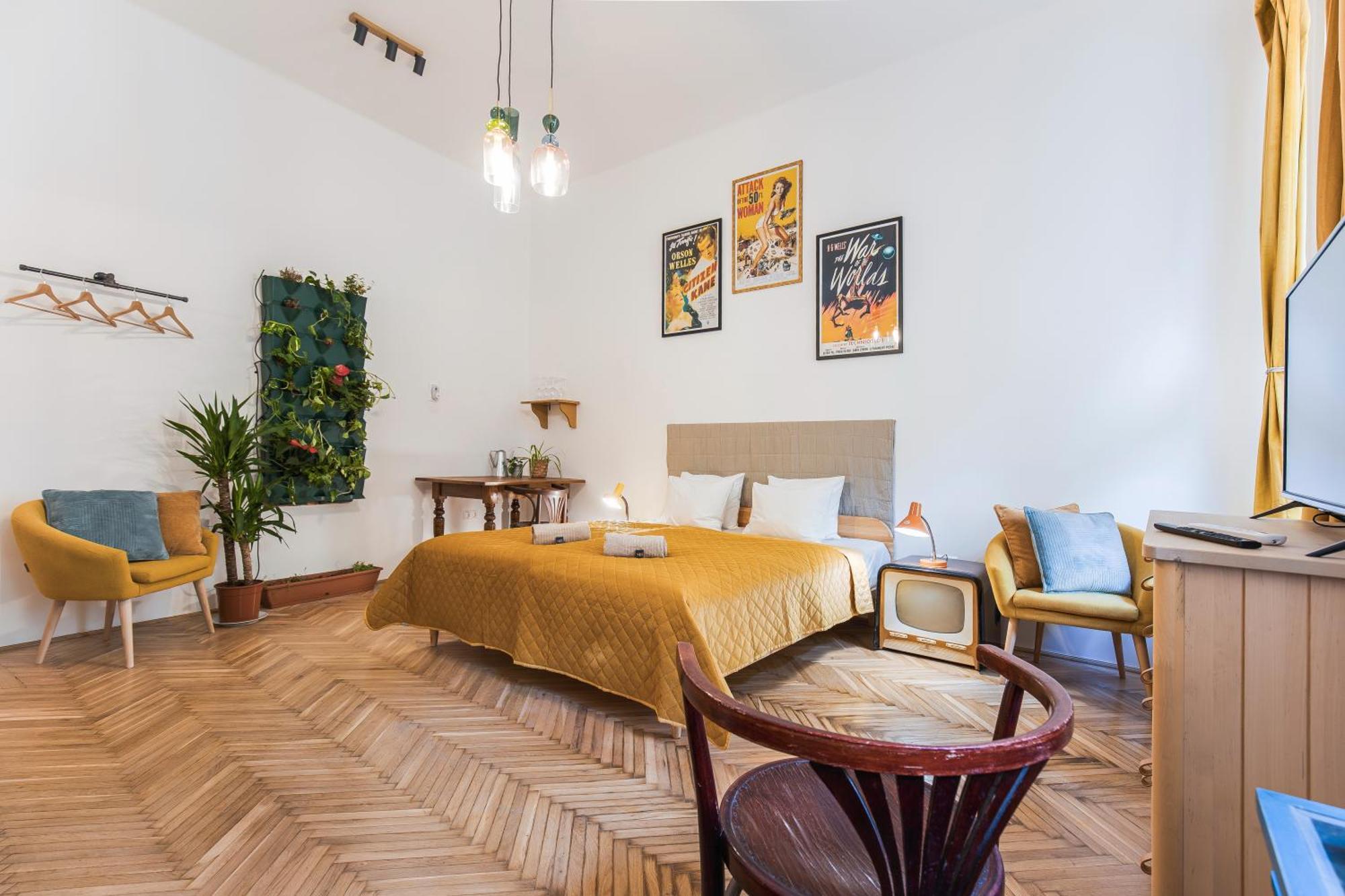 Budapestayz - Lonyay * Budapest