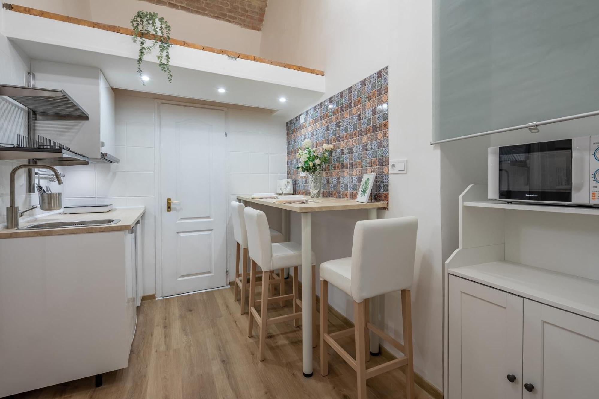 Excellent Location, Cozy Budapest