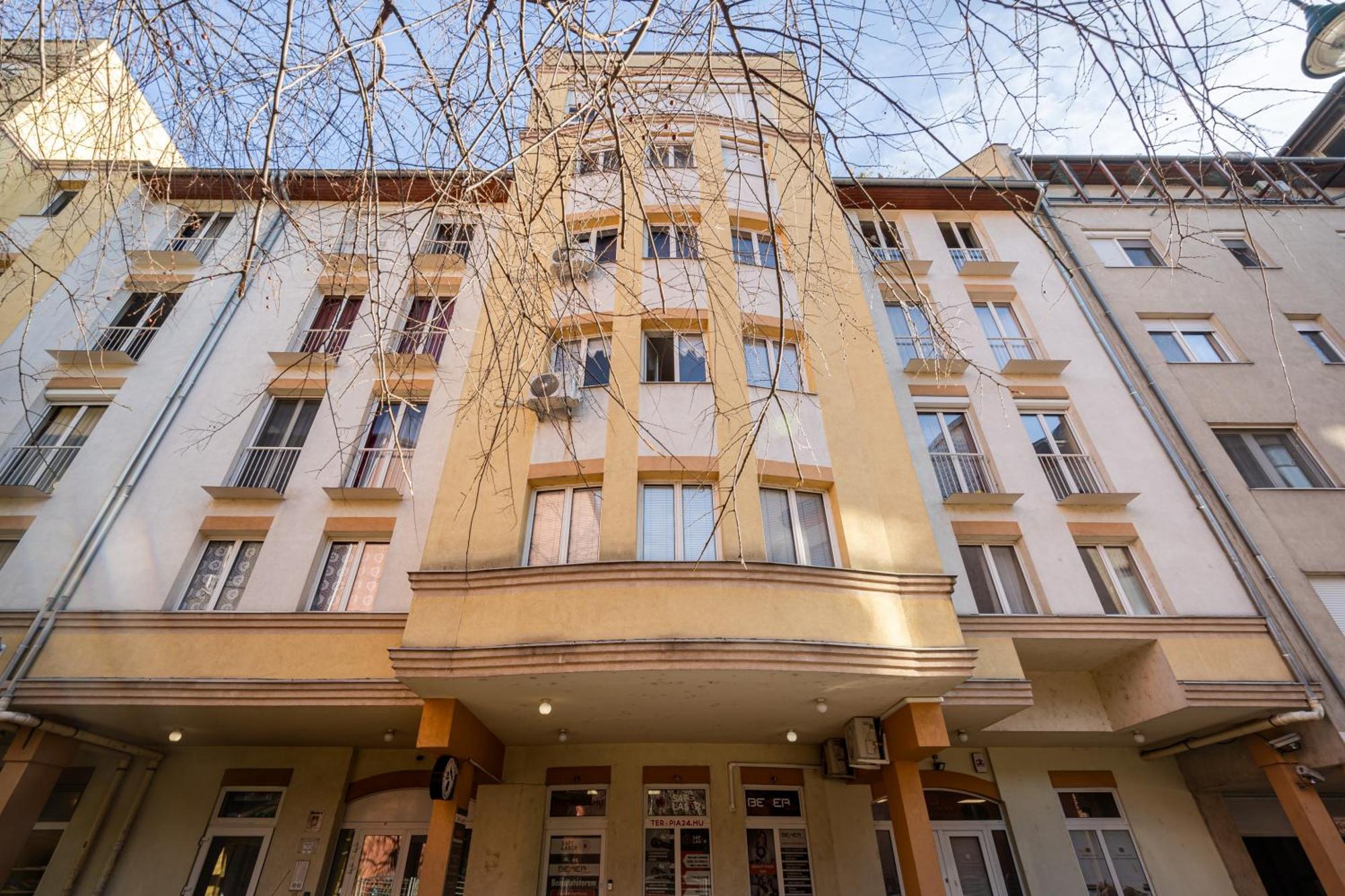 Eclipse Elegance Apartman