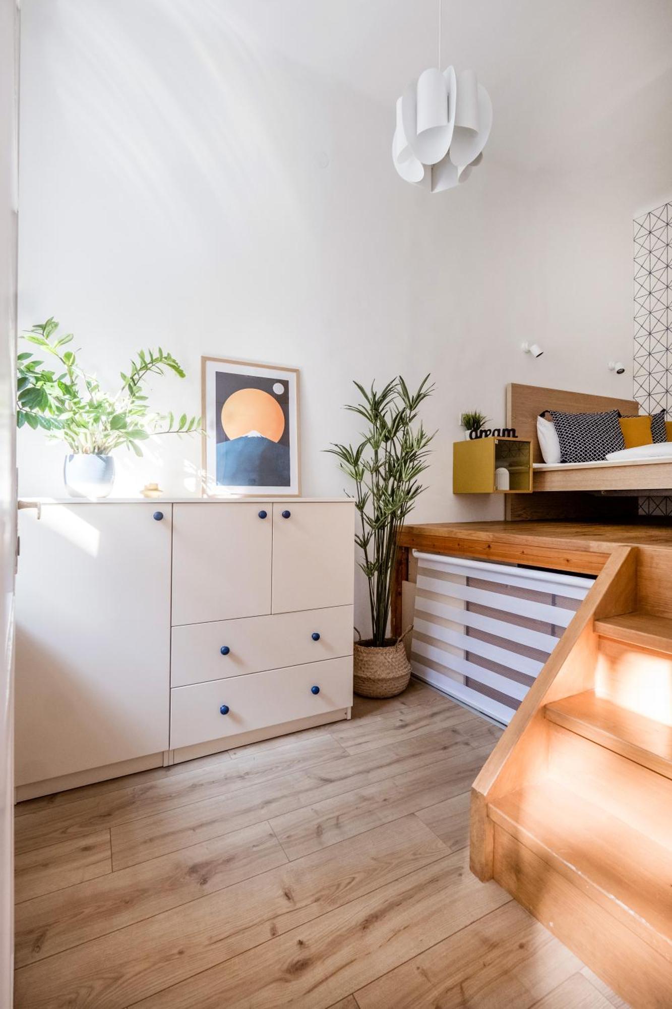 Artistic In Centre Apartment *