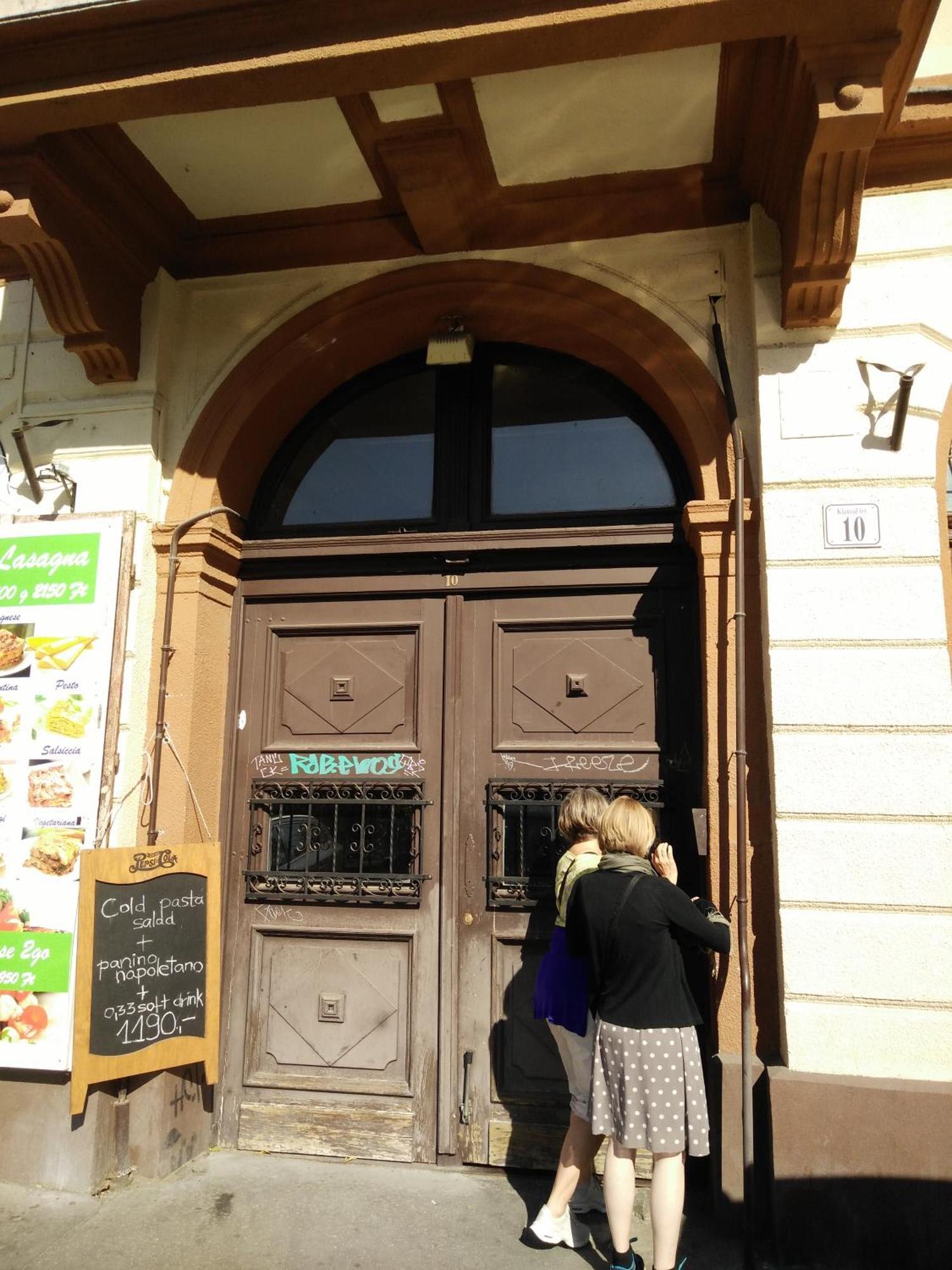 Appartement Klauzal 10 *