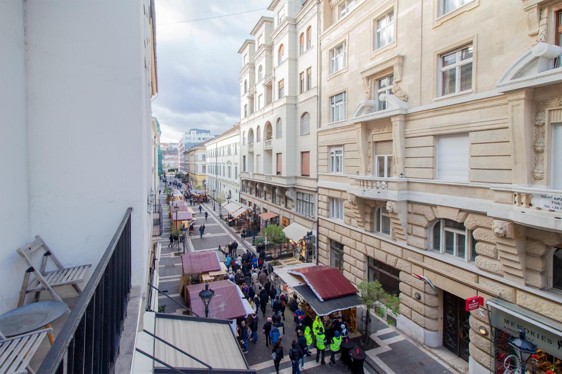 Apartment Basilica View With Balcony Budapest