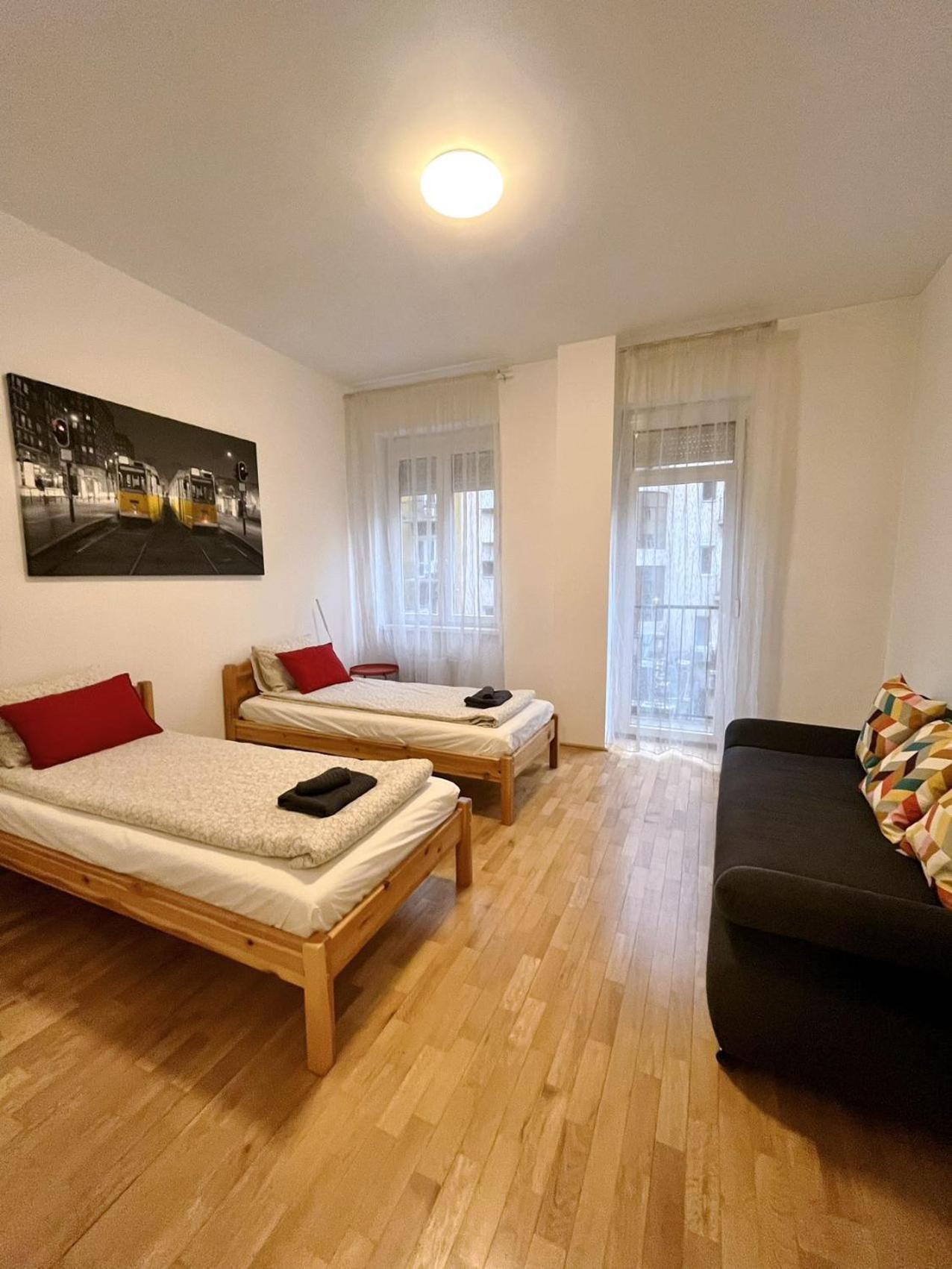 Boutique Family In The Heart Of City Apartmán *