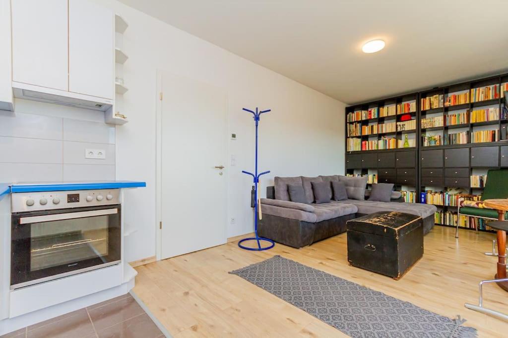 Terrace Sunset Serenity By Nw Apartamento
