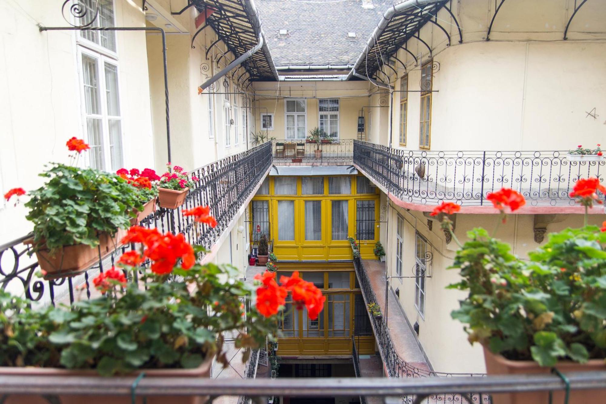Apartment Real Museum Ii Budapest