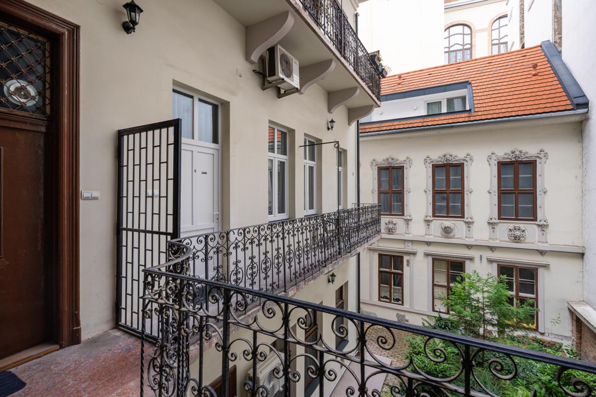 Mingle Space * Budapest