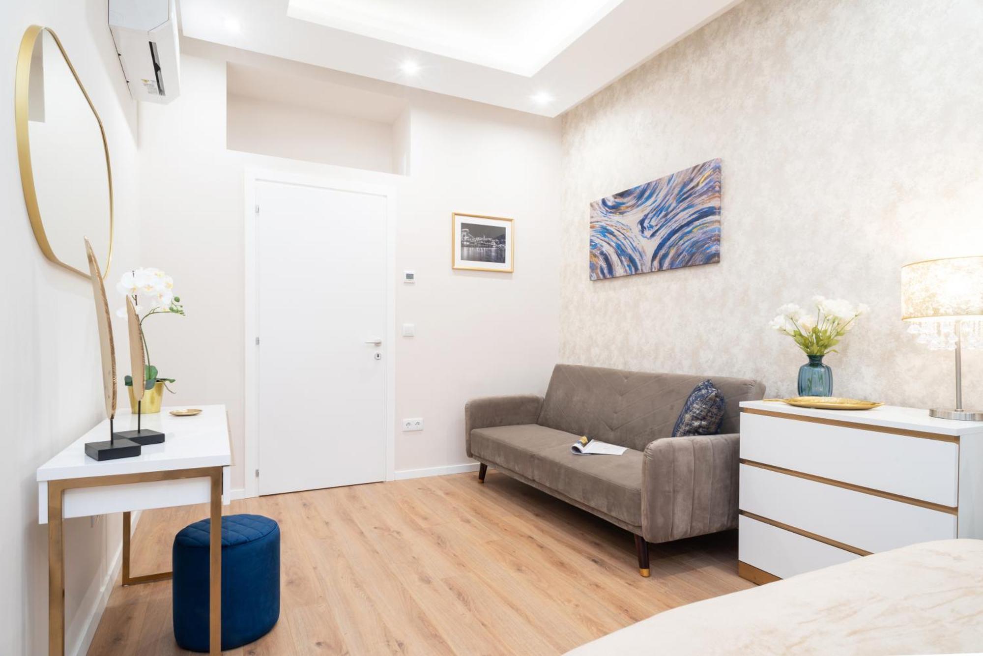 Amethyst - Acacia 2 Bedroom Budapest