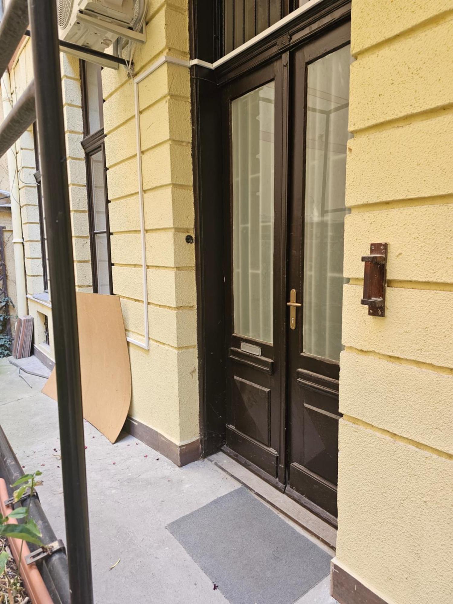 7dab Rotten 4b1 Contactless Self Check-in Apartmán