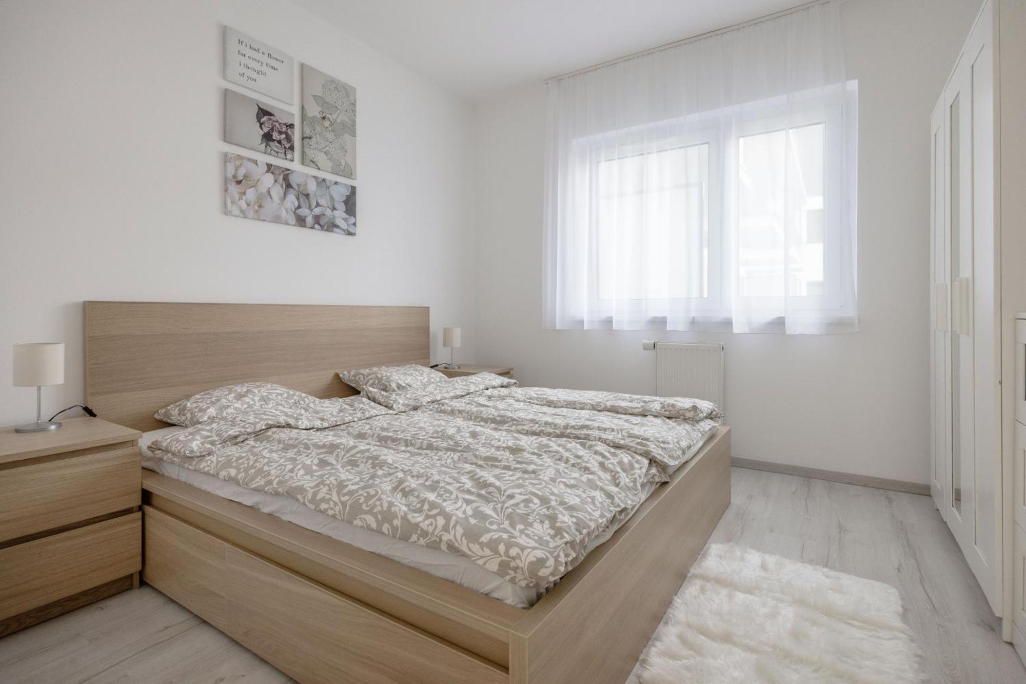 Bb - 2br With Parking Close To Centre Apartmán *
