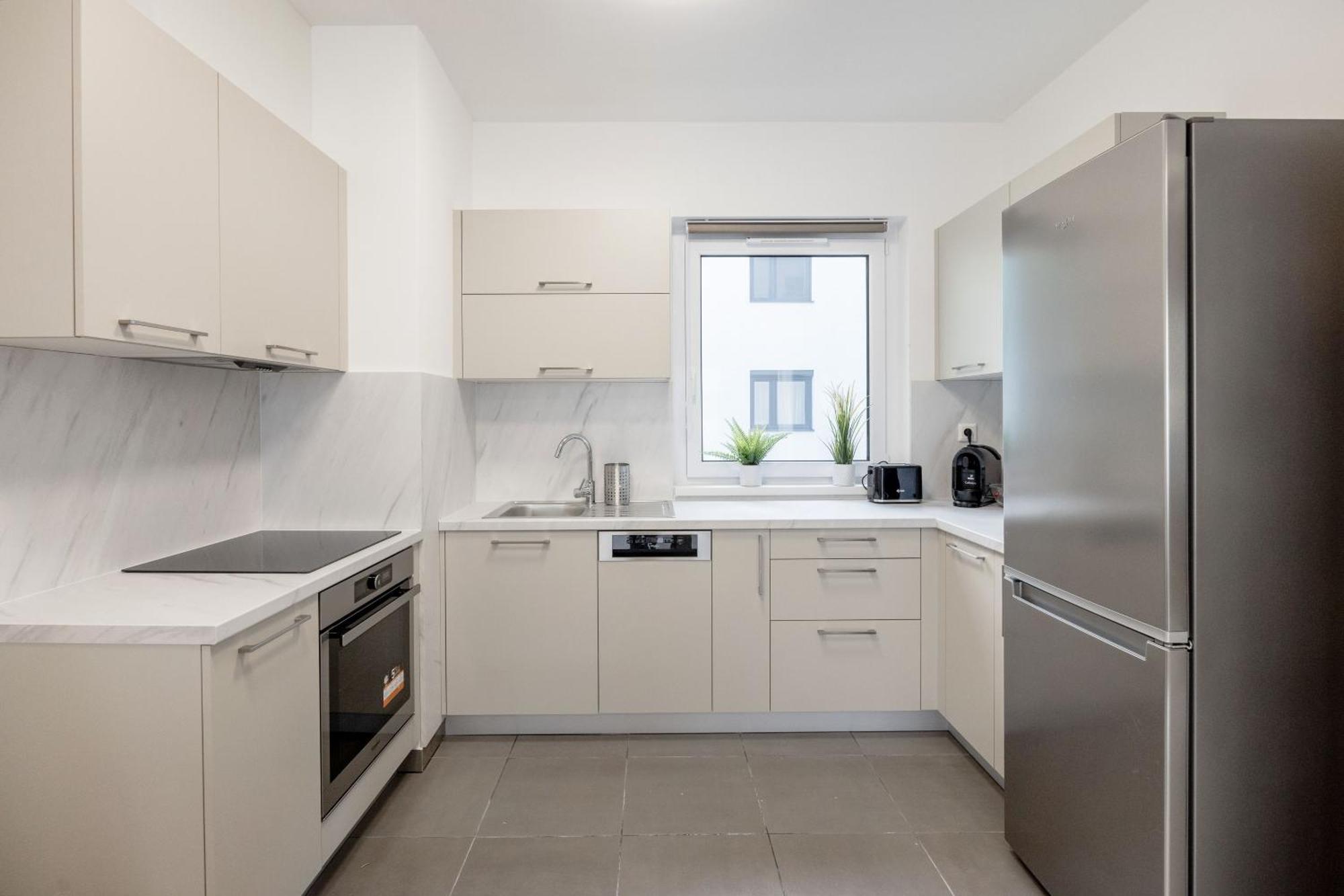 Bb - 2br With Parking Close To Centre * Budapest