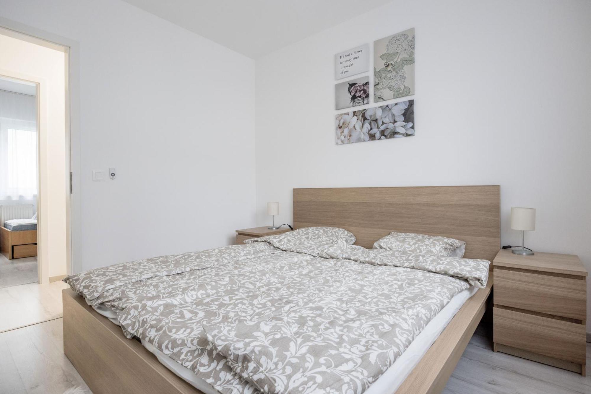 Bb - 2br With Parking Close To Centre Budapest