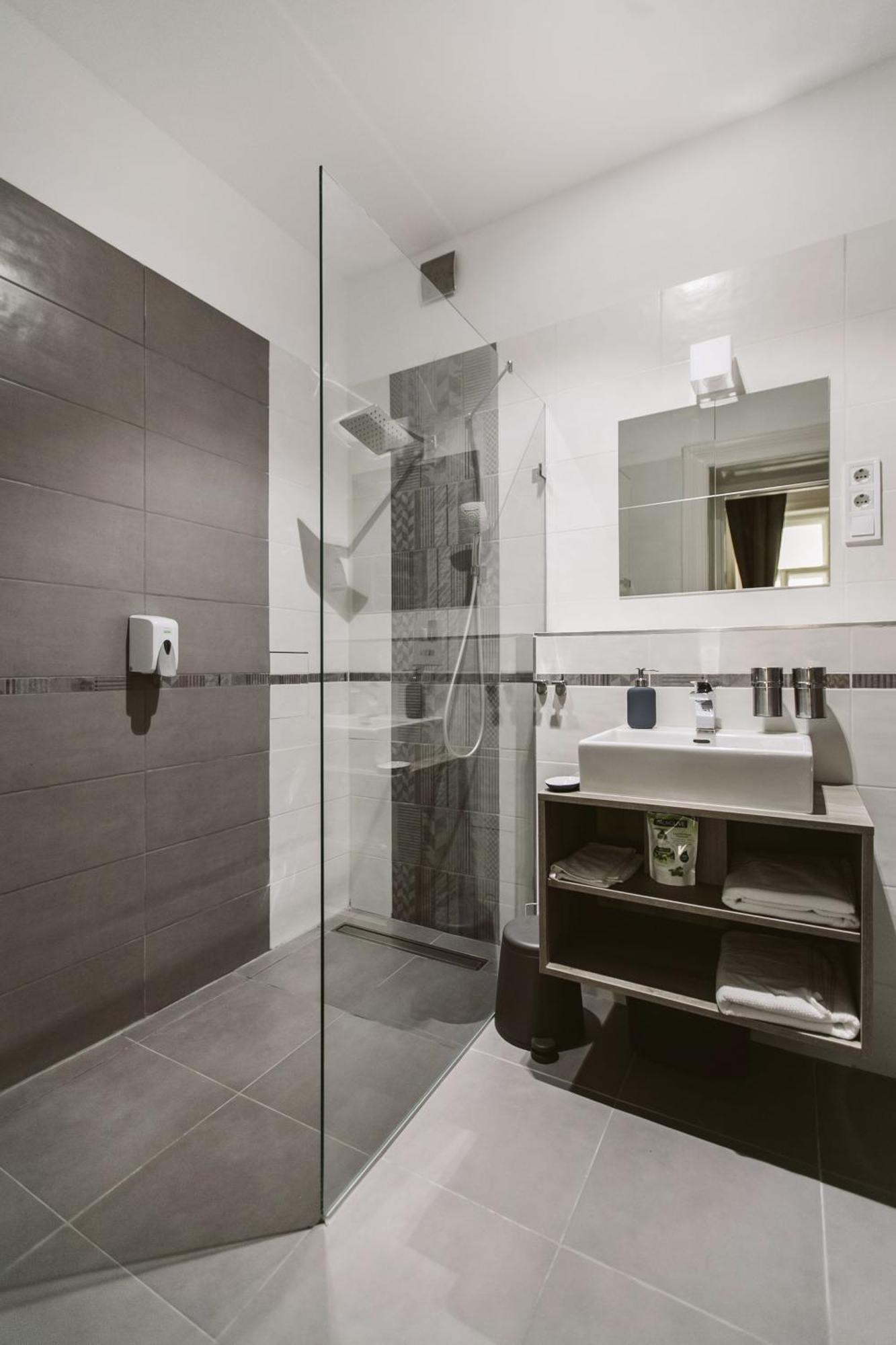 Appartement Turquoise Harmony In The Heart Of The