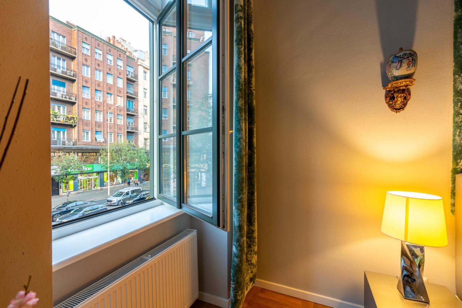 Apartment Liszt Ferenc Old Luxurious Flat Next To Synagogue Budapest