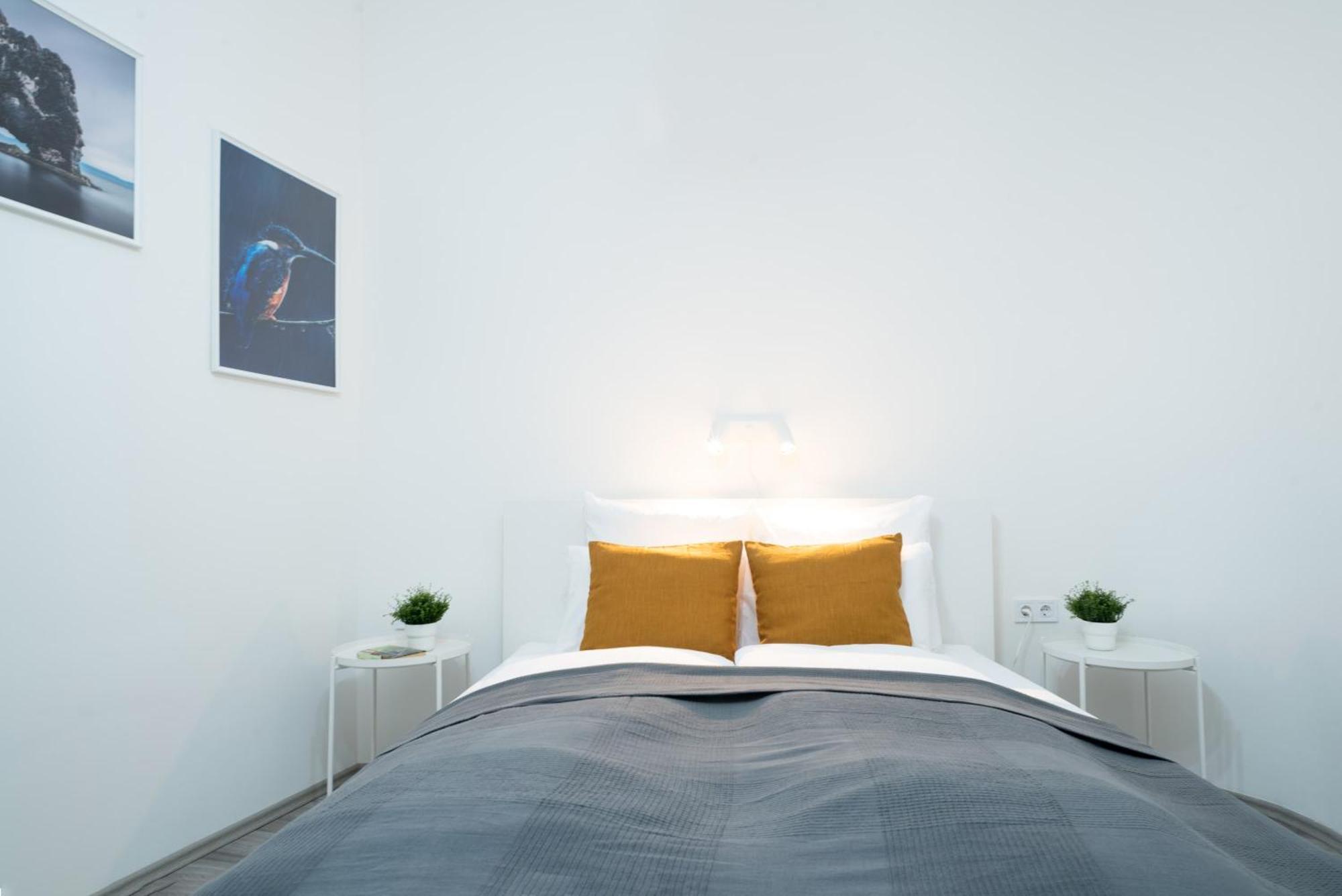Apartament Lovely At Location