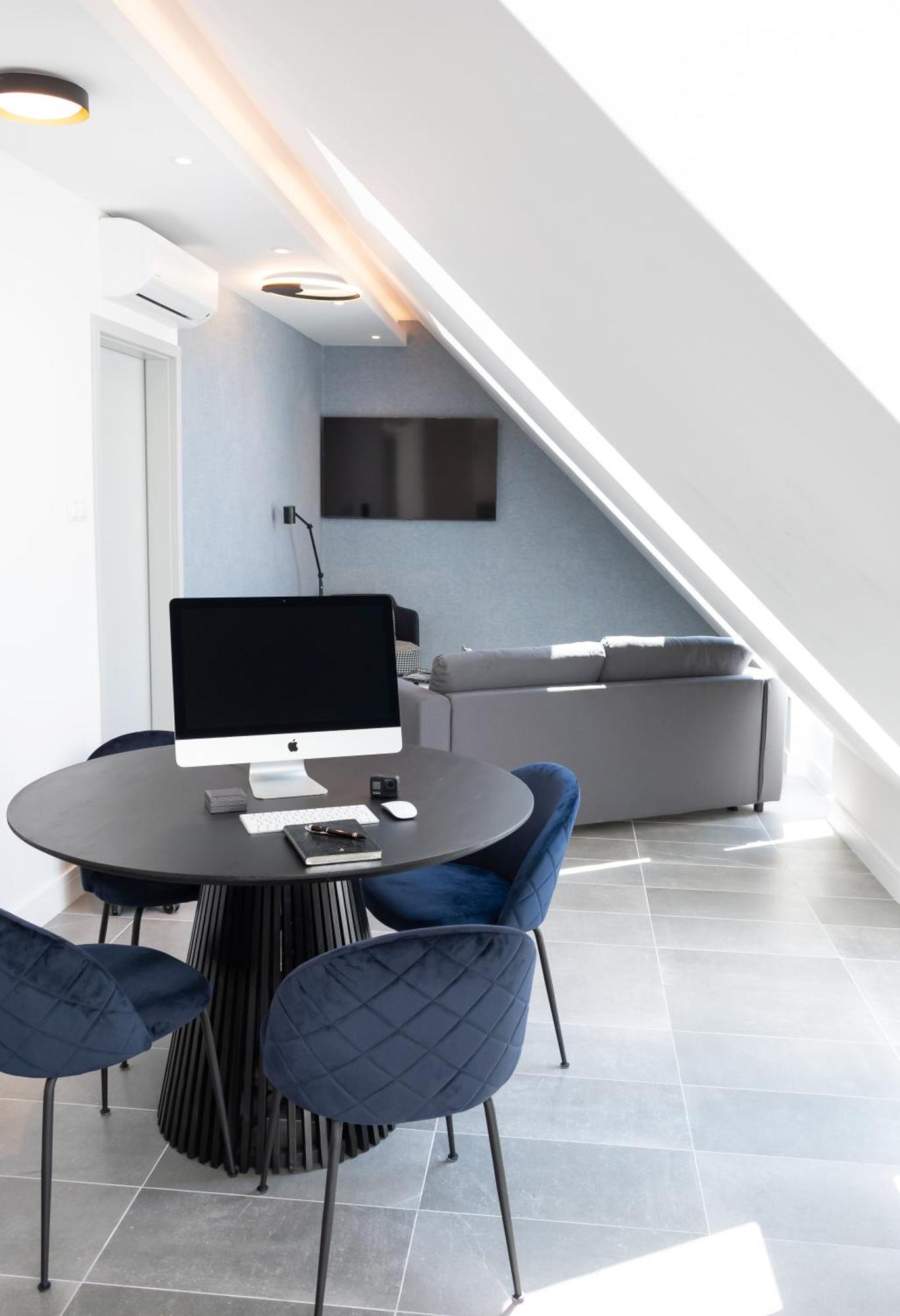 Luxury Cozy 2 Bdr Downtown Apt.7 Apartamento *