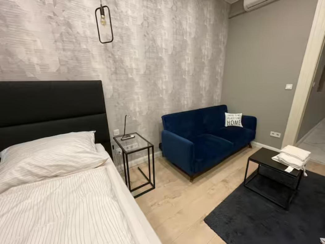 Apartment Luxurious Located In The Heart Of *