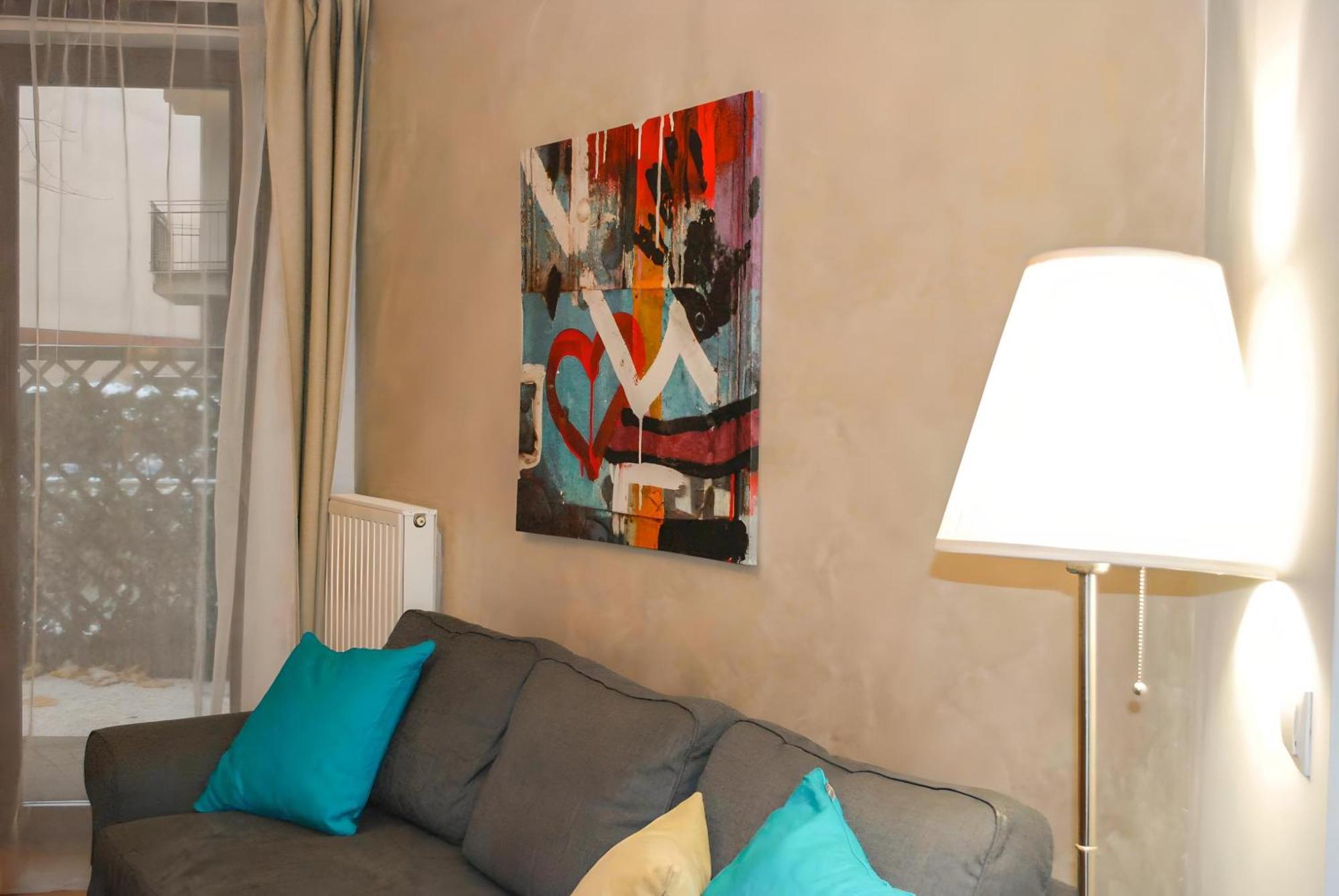 K321 Elitehost Kiraly * Budapest